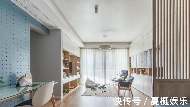 客厅|舍弃“客厅”,不买沙发,进门加隔断,这么装实用极了,晒晒全屋