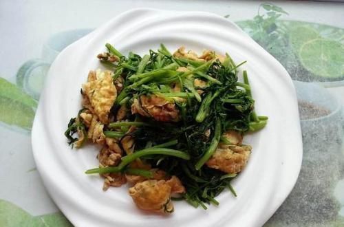 干净|鸡蛋和此物一起炒,女性每天吃一些,子宫越来越干净,脸蛋更红润