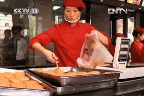 |搞笑GIF段子:姑娘你说实话 你这手速究竟是怎么炼成的