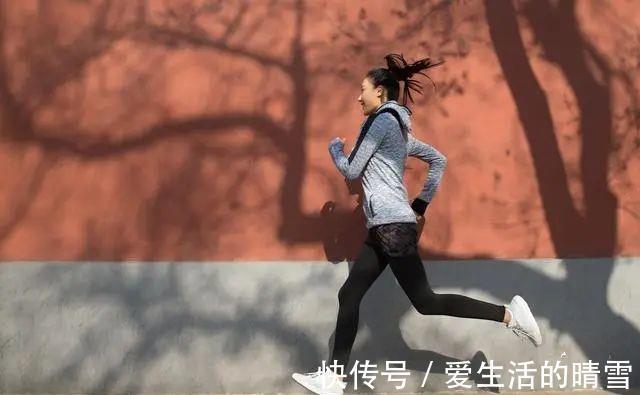 衰老|长期坚持跑步,对身体而言,是“延缓衰老”还是“加速衰老”?