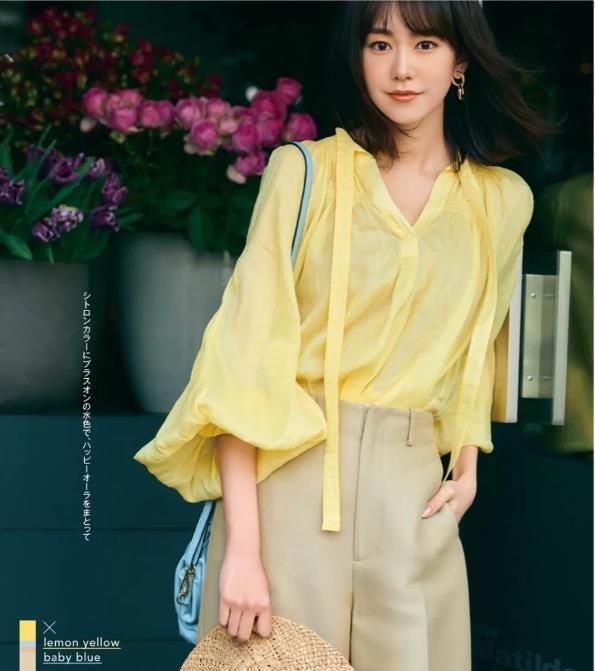 女士|日本熟龄女士的夏装搭配，拒绝“伪精致”，穿出漫不经心的高级感