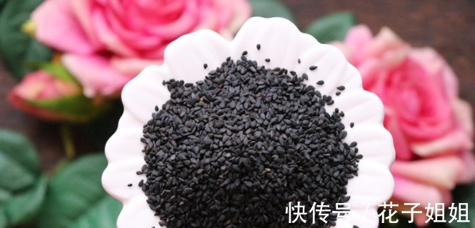红糖|80岁奶奶常吃黑芝麻，家常做法，营养美味又简单，越吃越精神！