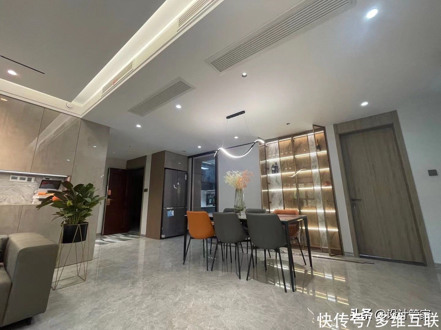 实景|新婚小夫妻的120平三居室,耐看又不容易过时,实景更有格调