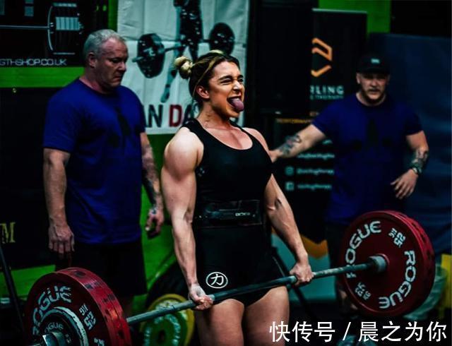 女性|20岁的姑娘，硬拉210公斤，堪称该年龄段“世界上最强女性”