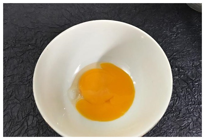 不用揉面,不用擀皮,简单3步,教你做网红甜点,咬一口酥掉渣