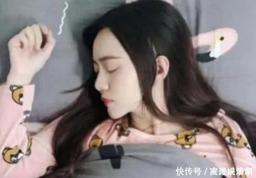 头发|你还在“散头发”睡觉？多数女生做错了，小心变成“秃头女孩”