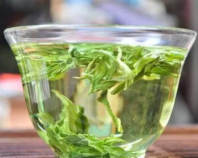 它们是天然“阿莫西林”，每天喝一杯，消炎抗菌，远离慢性咽炎