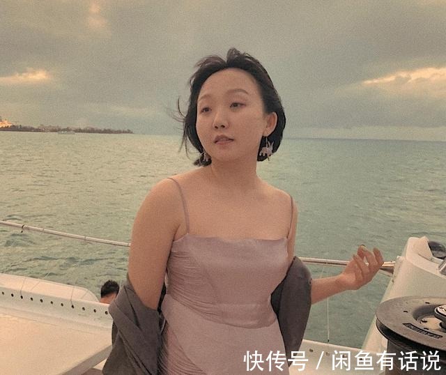 自信|谁说胖女孩不能穿吊带，辣目洋子穿得时髦又洒脱，130斤依旧自信