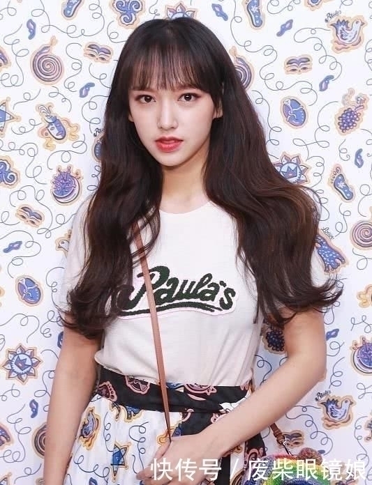 程潇|难怪都说程潇是家里最丑的，看完妹妹的照片，才明白啥叫芭比脸