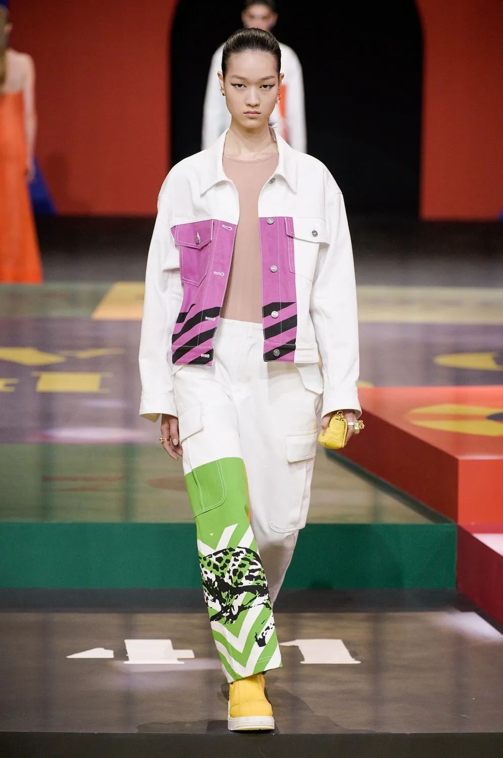 anna！DIOR邀请你玩一场打破陈规的游戏