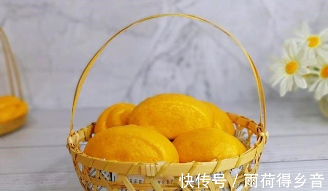香甜的南瓜刀切馒头，比面包还松软，比蛋糕还有营养！