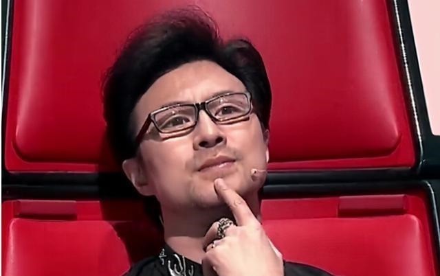 好声音夺冠后再次参赛,第一轮就被淘汰出局,被“打脸”的是谁