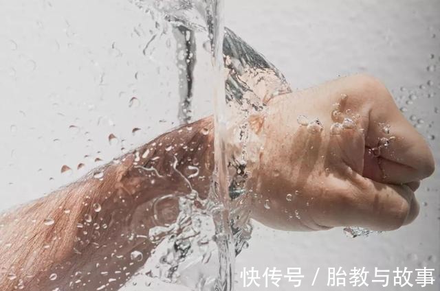 玻尿酸 「技术贴」纯粹的成分,纯粹的护肤理念!