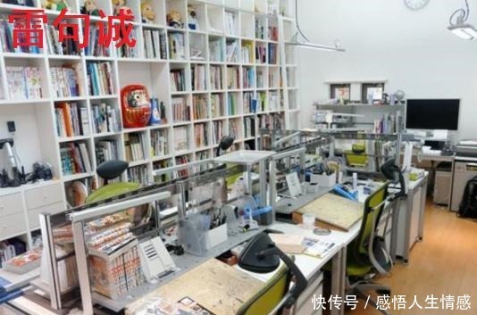 9位知名漫画家的工作桌，风格完全不同，依旧还是手绘作画