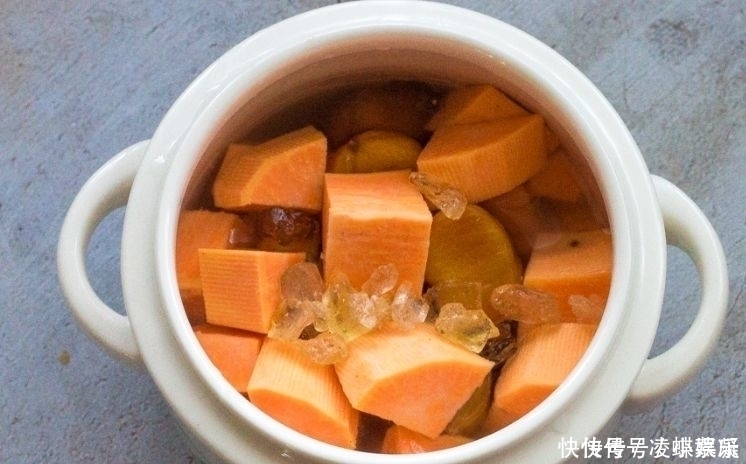 早食|红薯和此物一起炖，隔天吃一次，腰不酸了，腿不软了，早食早好