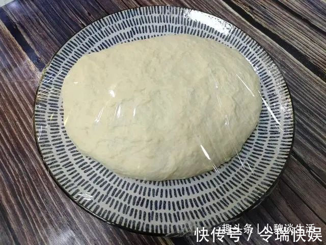 小苏打|炸油条加酵母是大忌,掌握好“2111”配方比例,根根蓬松酥脆
