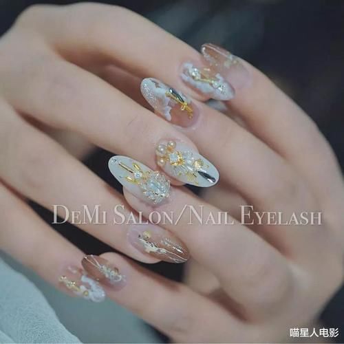 谁说棕色太老气？这几款棕色美甲，每个都能美出新高度！