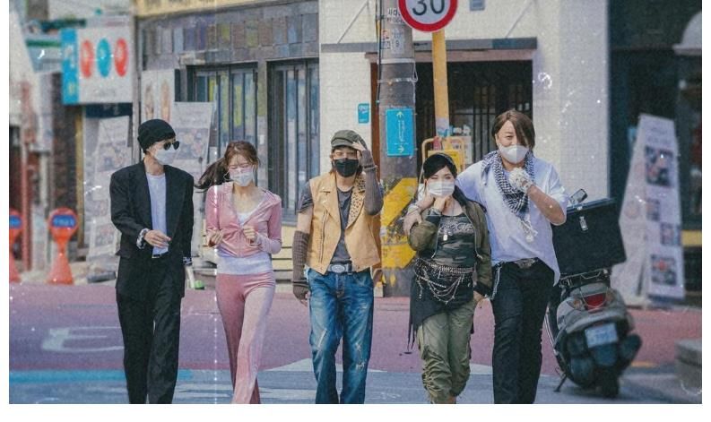 上巖洞出現(xiàn)的劉在石，鄭俊河，哈哈，申鳳善，美珠！