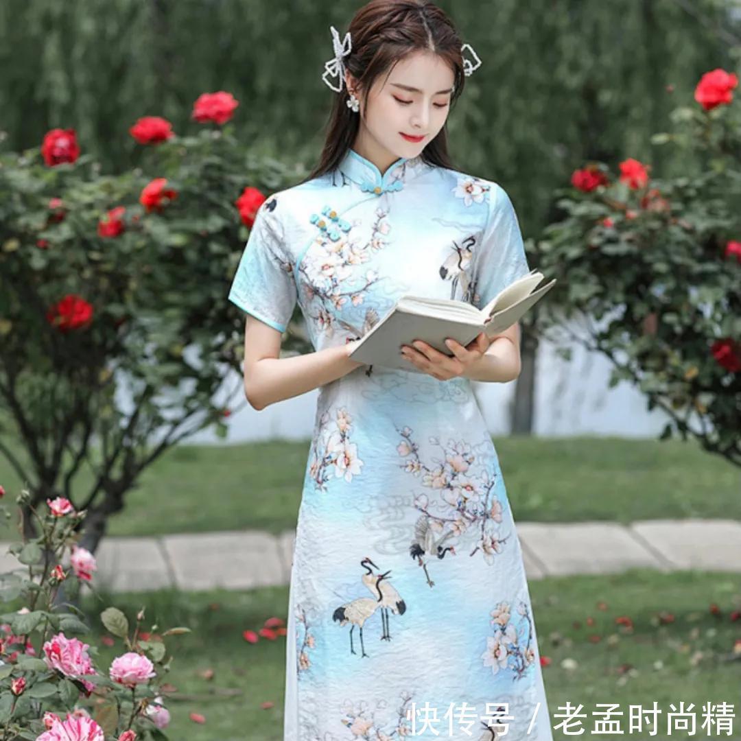 年轻女性|清凉一夏的改良旗袍裙,又仙又美让人惊艳,让人高挑曼妙格外动人