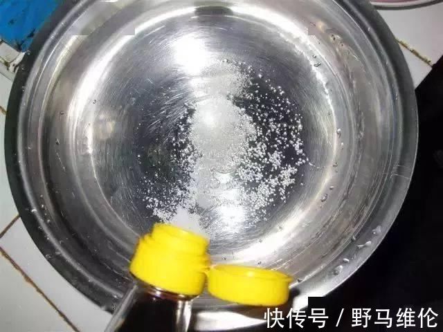 厨房难清理？学会这招，从此告别脏兮兮！