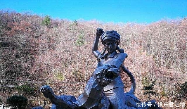 19岁少女为了救人,徒手打死国家一级保护动物,结果如何?