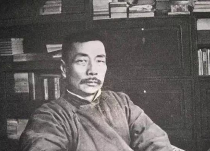鲁迅的后代现在过得如何?儿子当官,还有一位是家喻户晓的大明星!