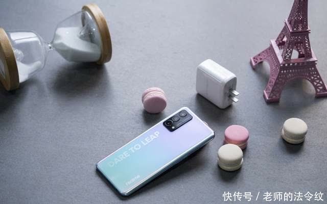 扬声器|谁是千元机皇？真我Q3 Pro进一步降价，红米Note10 Pro则胜在规格