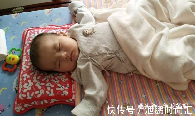 受凉|宝宝晚上睡觉“不盖被”,为啥也不会受凉生病?新手父母该了解