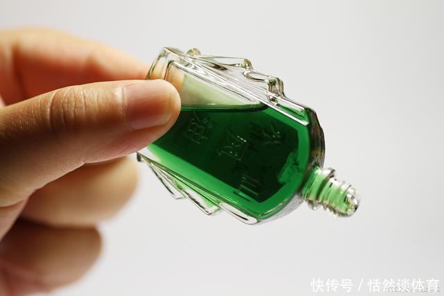 硫酸亚铁|5种“药”,过期也不要扔,兑水浇花,保花不生“虫和病”