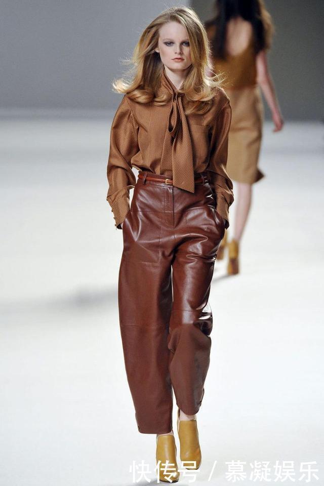 服装界裸色风潮的到来,每一个单品都是时尚,你难道不想尝试吗