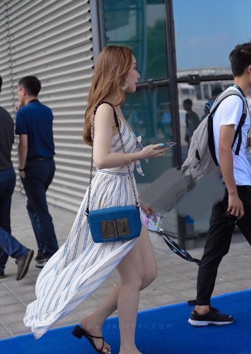 美女|美女就是穿块窗帘布都好看，高级感学不来