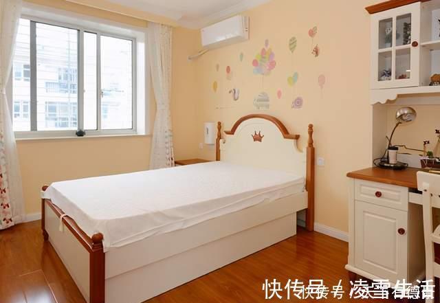 温馨|邻居69㎡小家：功能齐全优雅有格调，阳台设计真巧妙，太温馨了！