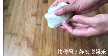 茄子别直接炒着吃了，教你一个新吃法，做法简单味道足，比肉还香