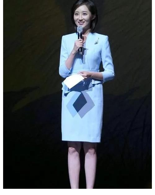 从上海电视台到央视的主持人周瑜