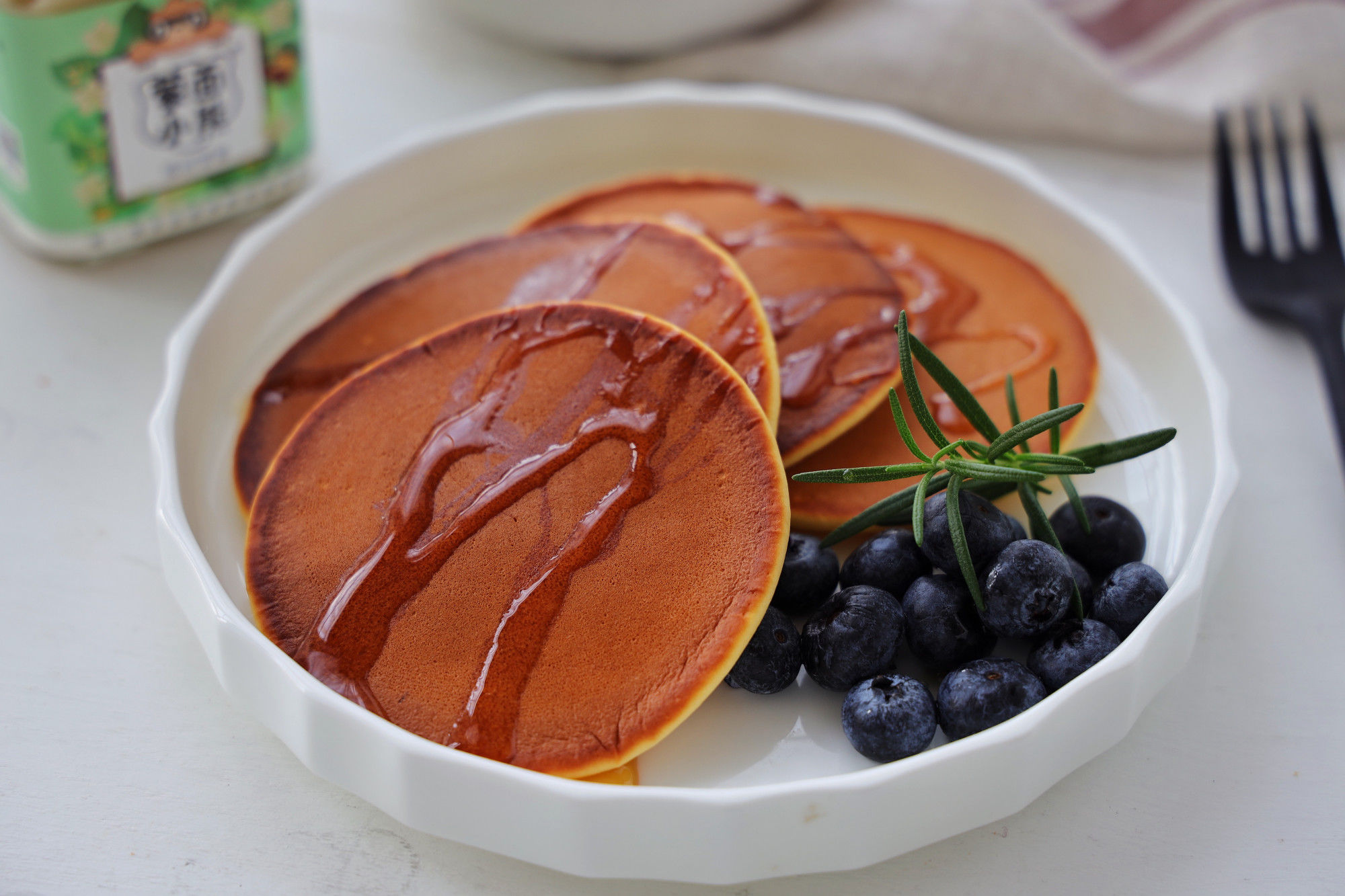  发酵|天冷了，快手早餐准备起来，不用打发不用发酵，松软好吃！