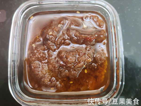 泡泡机|餐桌上最有人气的家常菜之酱香饼的酱