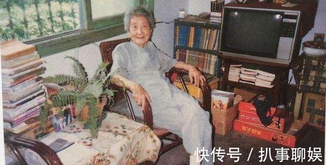 那个时代$她宁愿花半辈子痛骂鲁迅,也不肯为丈夫煮碗汤,最后孤独终老