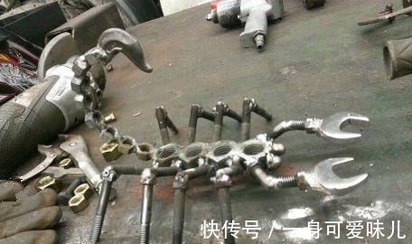 |搞笑图片幽默段子笑话: 妹子,你的头发是咋回事呀,哈哈哈