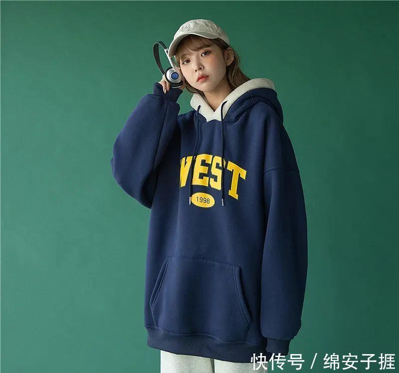 冬季卫衣穿搭，时尚又保暖！