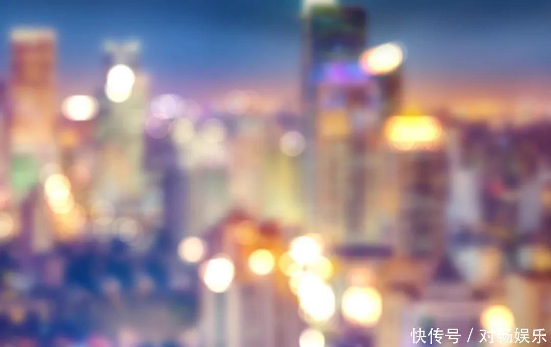 近视手术|如果看远看近都不清,那么这种情况比近视还麻烦!戴眼镜的大人小孩可能都有!