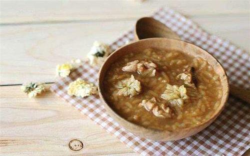 功效|常喝安神补脑养生粥,改善心烦失眠、记忆力衰退、多梦的症状