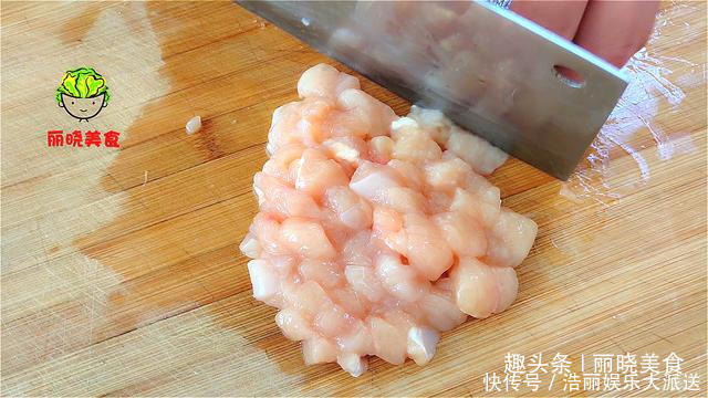 青椒|夏天要多吃黄豆,简单一做,赛过大鱼大肉,上桌后一大盘都不够吃