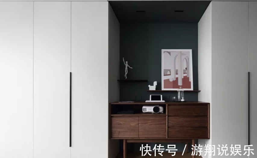 小房子|小户型要这么装,24㎡玄关秒变厨房和洗衣房,收纳翻倍方便实用!