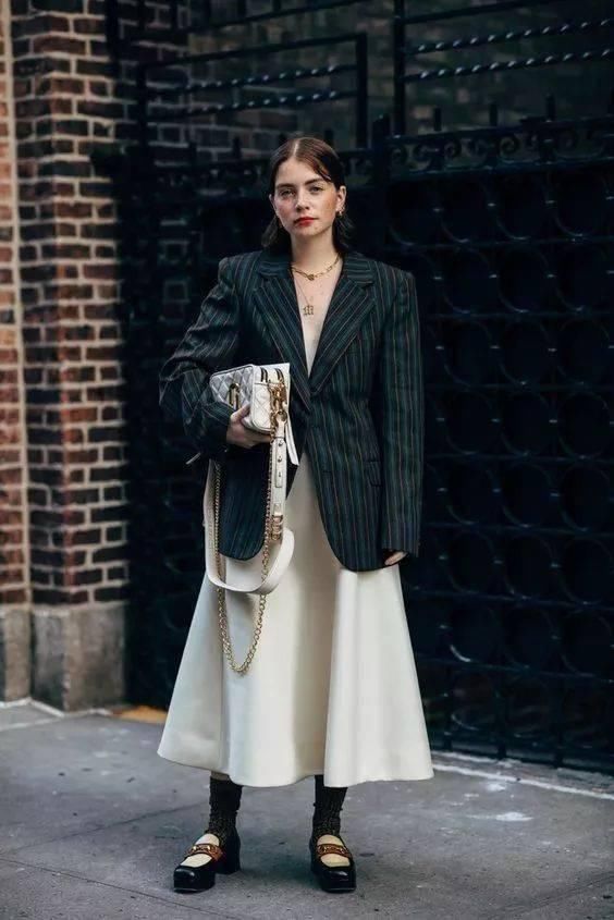  秋冬|“上短下长”秋冬最时髦就这么穿！