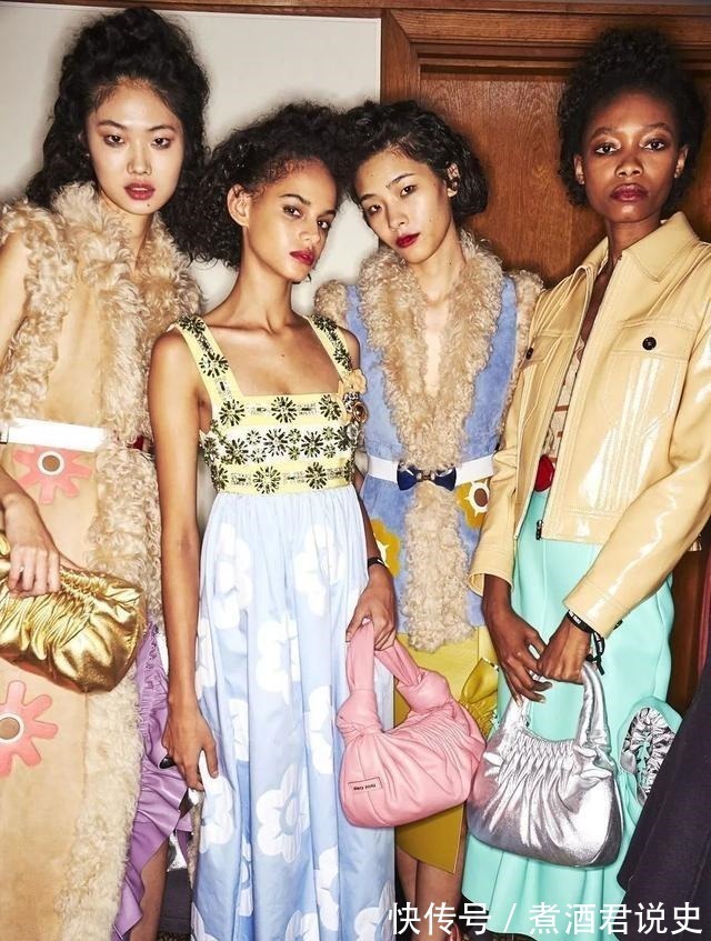 tote 今年最时髦,有个性的包包!今年最时髦,有个性的包包!