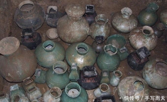 华侨收藏家继承遗产,发现数万圆明园文物,自费运回中国捐赠