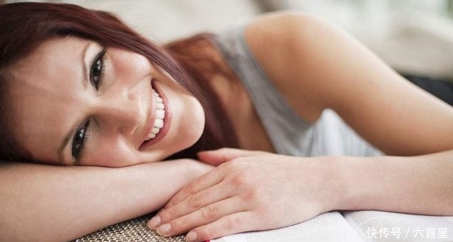 李时珍|李时珍记载:菊花加这泡水,没事喝几口,赶跑便秘,皮肤变白