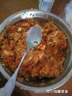 优质蛋白|做萝卜馅饺子，别直接焯水！学会这一招，饺子香浓好吃不出水