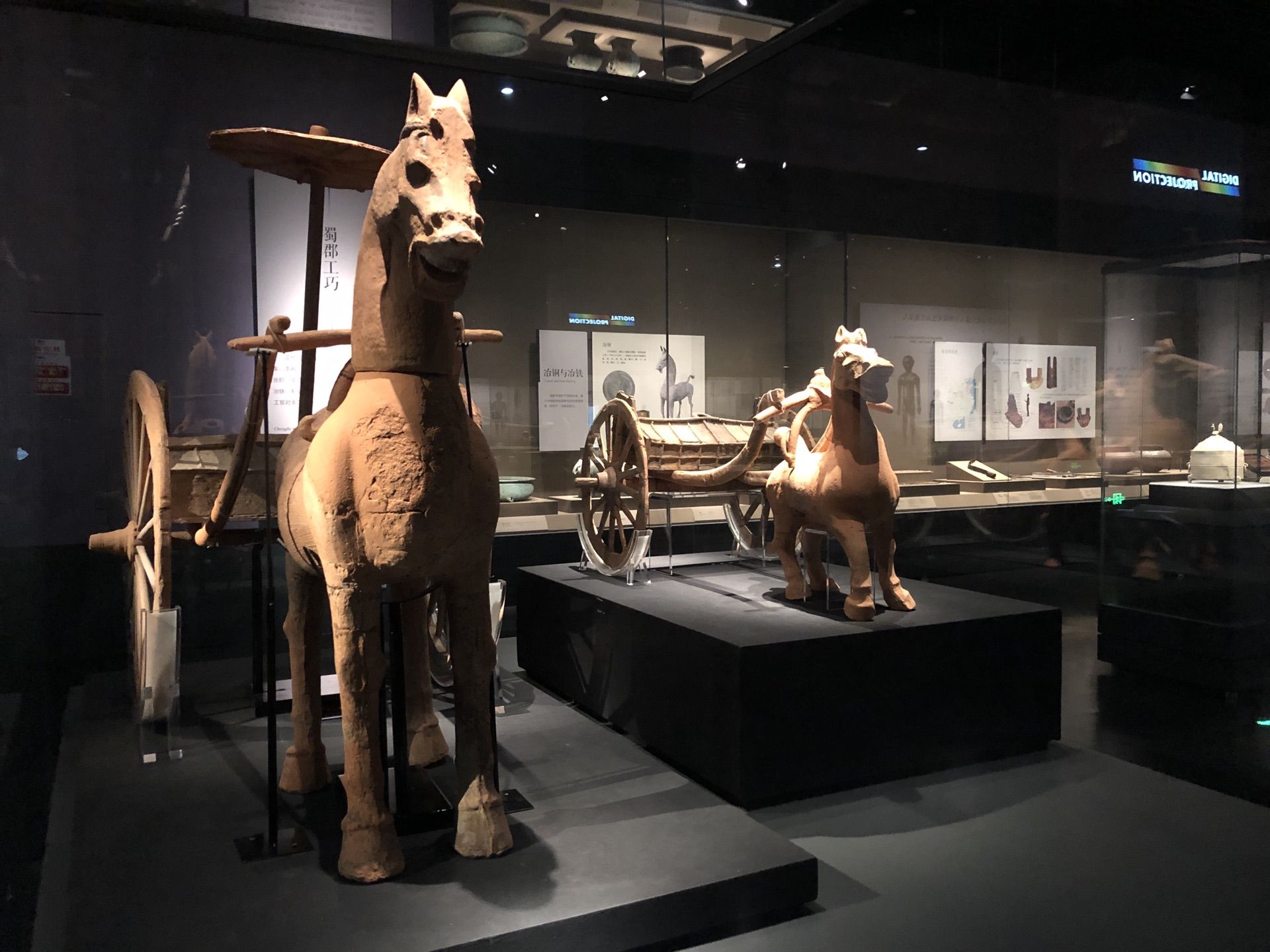  博物馆|#沃尔沃XC40#爱上博物馆之——成都