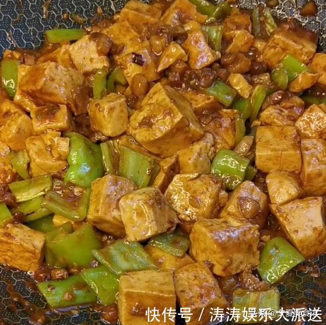 晒晒我的拿手菜，酱烧豆腐，肉末尖椒，辣炒鸡胗，香菇油菜